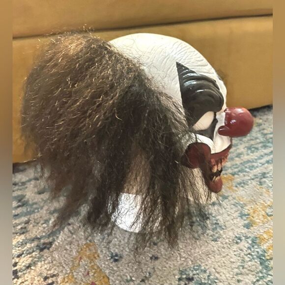 Spirit Evil Clown Mask - Picture 4 of 8